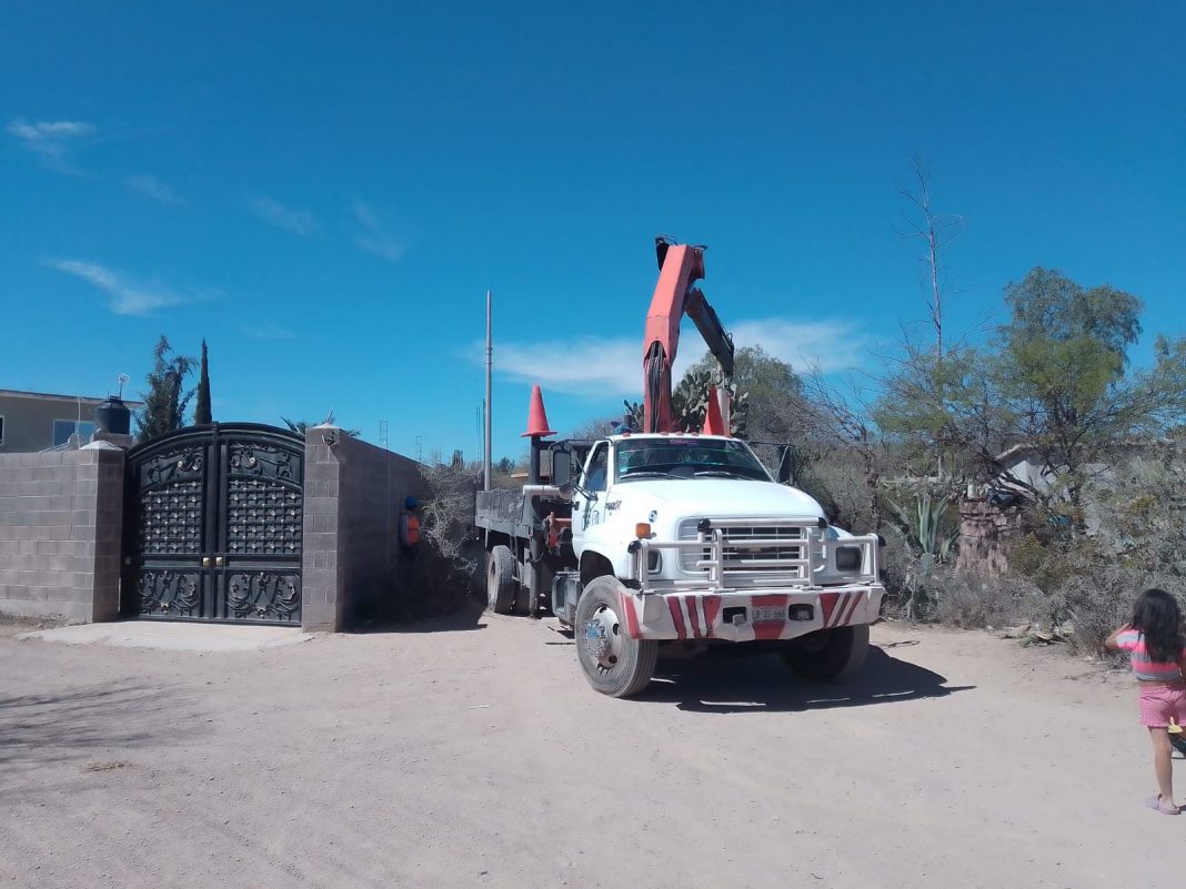 En coordinación entre Gobierno de la Capital y CFE se amplía la red eléctrica a favor de habitantes de comunidades rurales
