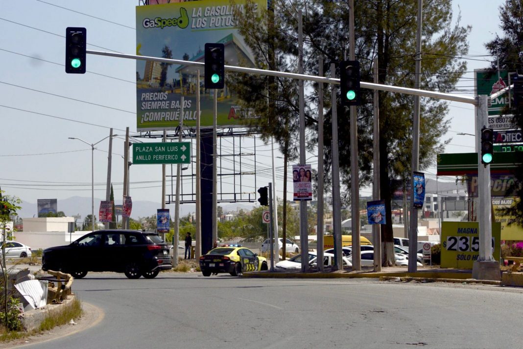 Tras etapa de prueba, se desactivan semáforos de glorieta – salida a Guadalajara