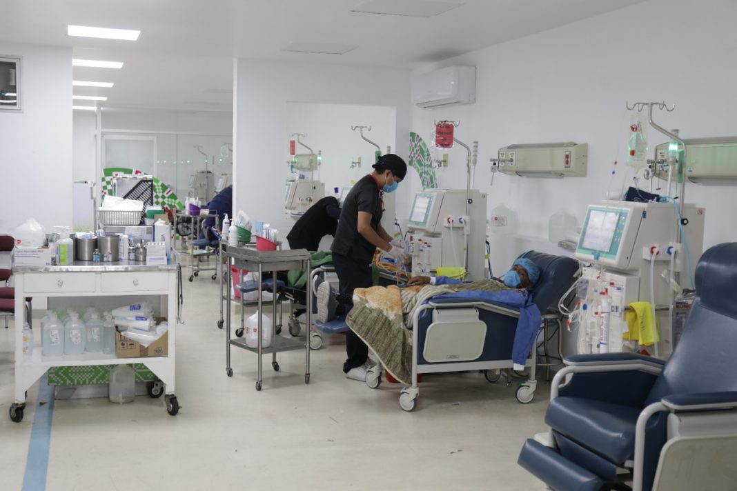 UNIDAD DE HEMODIÁLISIS LLEVA APOYO Y ESPERANZA A PACIENTES EN SLP