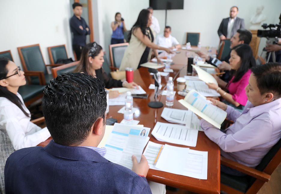 EN COMISIONES SE REALIZARON LAS ENTREVISTAS A LAS Y LOS INTERESADOS A PARTICIPAR COMO AUTORIDADES DEL ÓRGANO INTERNO DE CONTROL DE LA CEDH