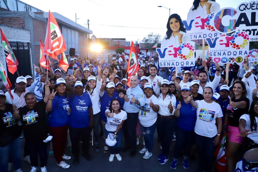Al sur de la capital, Enrique Galindo se compromete a la rehabilitación integral de avenida Fleming