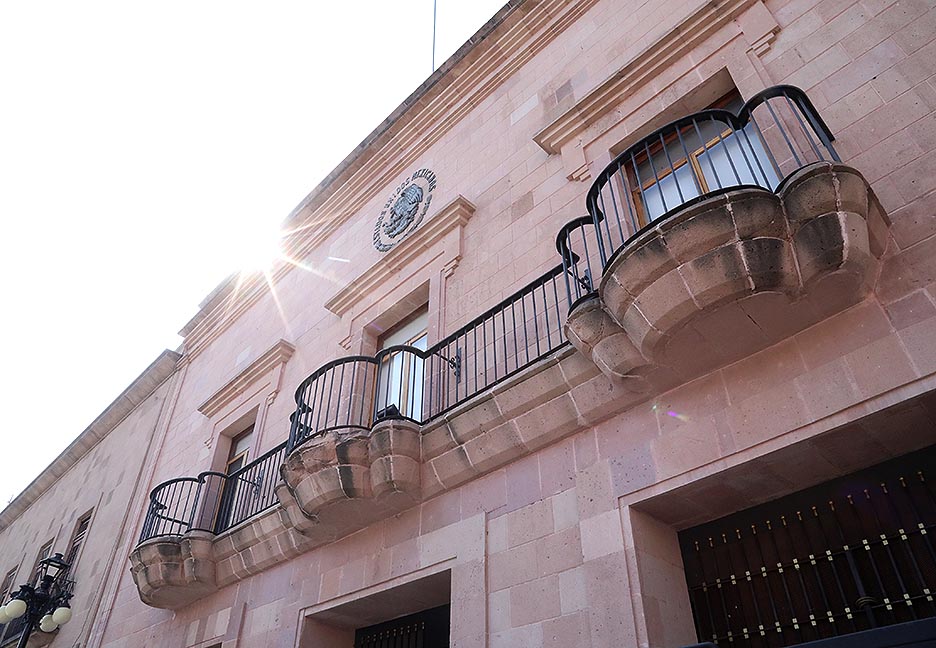 SE INCLUIRÁN MEDIDAS AFIRMATIVAS EN LA LEGISLACIÓN PARA QUE LAS AUTORIDADES TOMEN ACCIONES SUSTANTIVAS PARA PROHIBIR LA DISCRIMINACIÓN POR EMBARAZO EN LOS CENTROS DE TRABAJO