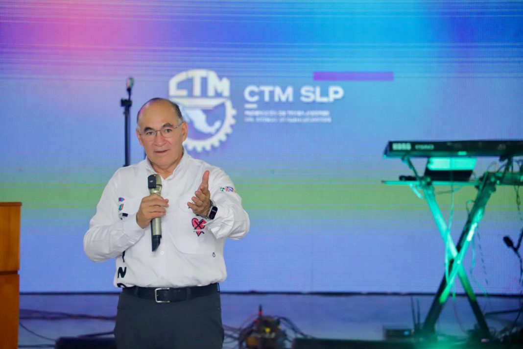 Enrique Galindo reconoce a la CTM por la paz laboral existente en SLP