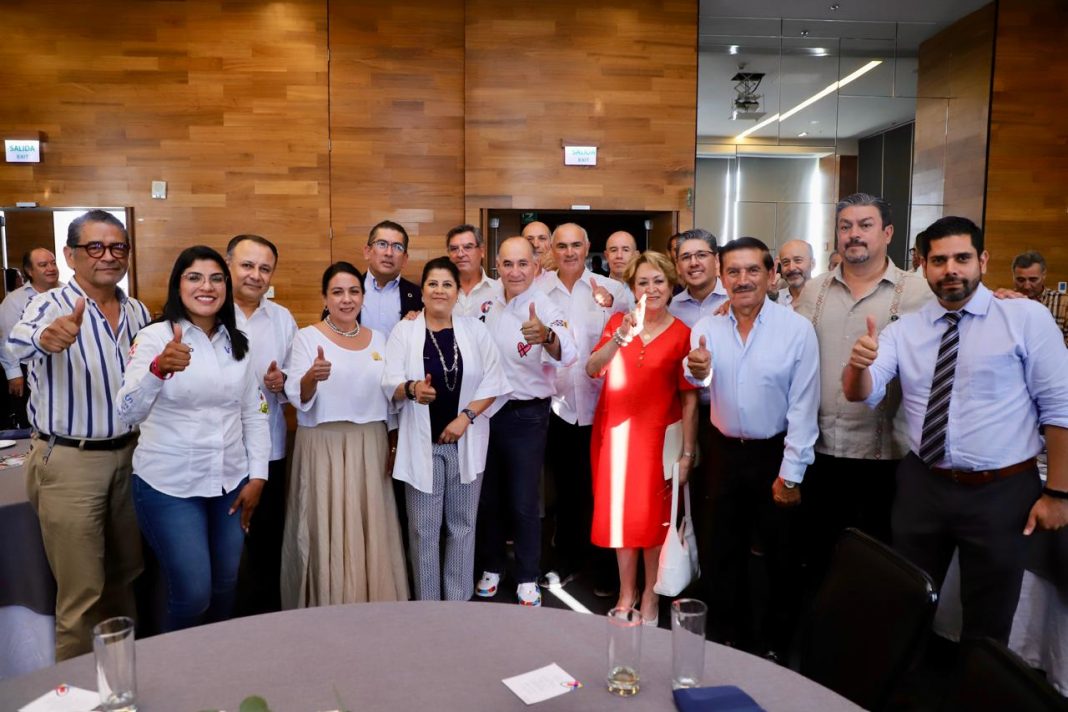 Empresarios de SLP cierran filas con Galindo; seguirán obras para aumentar la competitividad