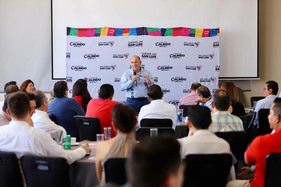 Sociedad civil organizada, vital para un buen ejercicio de la función pública: Enrique Galindo