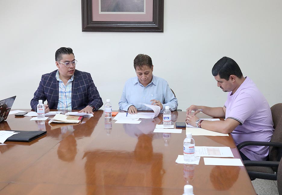 APRUEBAN EN COMISIONES EL DICTAMEN DE LA INICIATIVA DE REFORMA A LA LEY DEL REGISTRO PÚBLICO DE LA PROPIEDAD Y DEL CATASTRO PARA EL ESTADO Y MUNICIPIOS DE SAN LUIS POTOSÍ