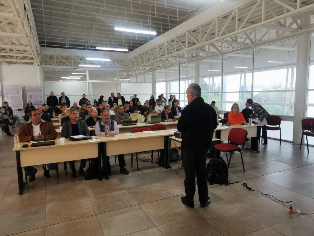 En colaboración con Canadevi, Ayuntamiento promueve uso de licencia exprés de construcción