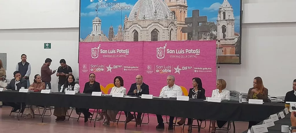 Instala Ayuntamiento de la capital Comité de la Salud para los próximos 3 años