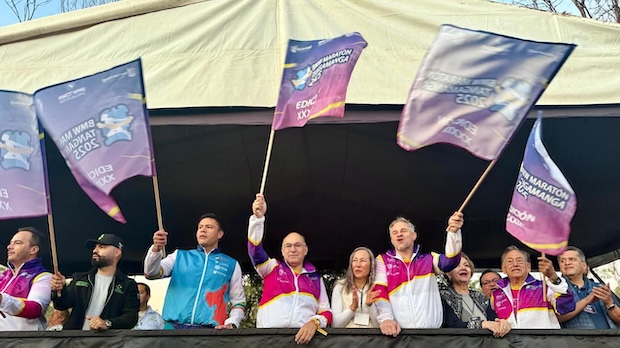 Enrique Galindo dio arranque al Maratón Internacional Tangamanga 2025