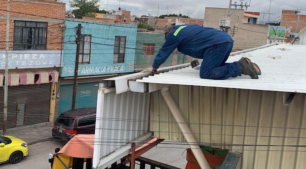 Gobierno de la Capital implementa acciones preventivas en el mercado República ante temporada de lluvias