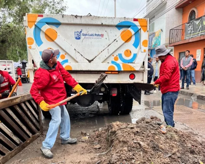 Refuerzan limpieza urbana en la Capital con más de 12 toneladas de residuos recolectados