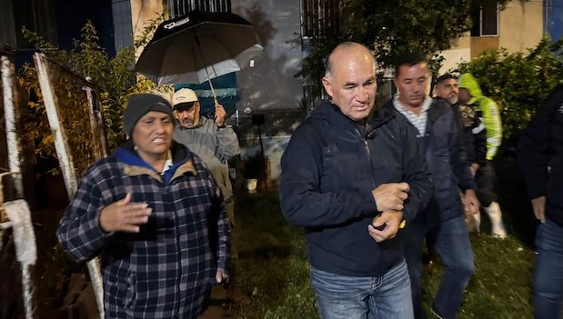 Alcalde Enrique Galindo Ceballos realiza inspección nocturna por lluvias en la Capital