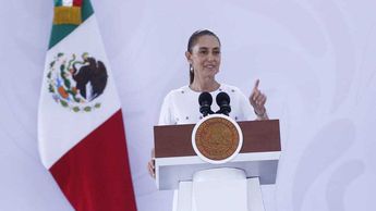 SHEINBAUM DESCARTA OPERATIVO PARA RETIRAR A LA CNTE DE EL CENTRO HISTÓRICO Y APUESTA POR LA CONTENCIÓN.